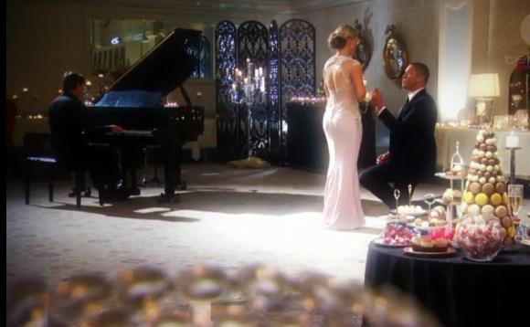After Blake and Sam left, the piano player was paid. In macaroons. 